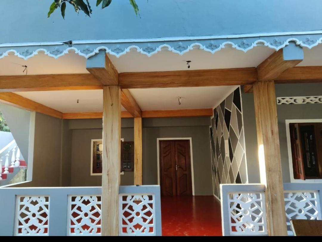 Enoch Guest House Маннар Екстер'єр фото